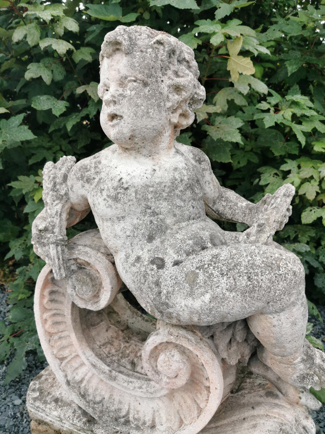 Pair of early 20th C. moulded stone Putti. - Bild 3 aus 5