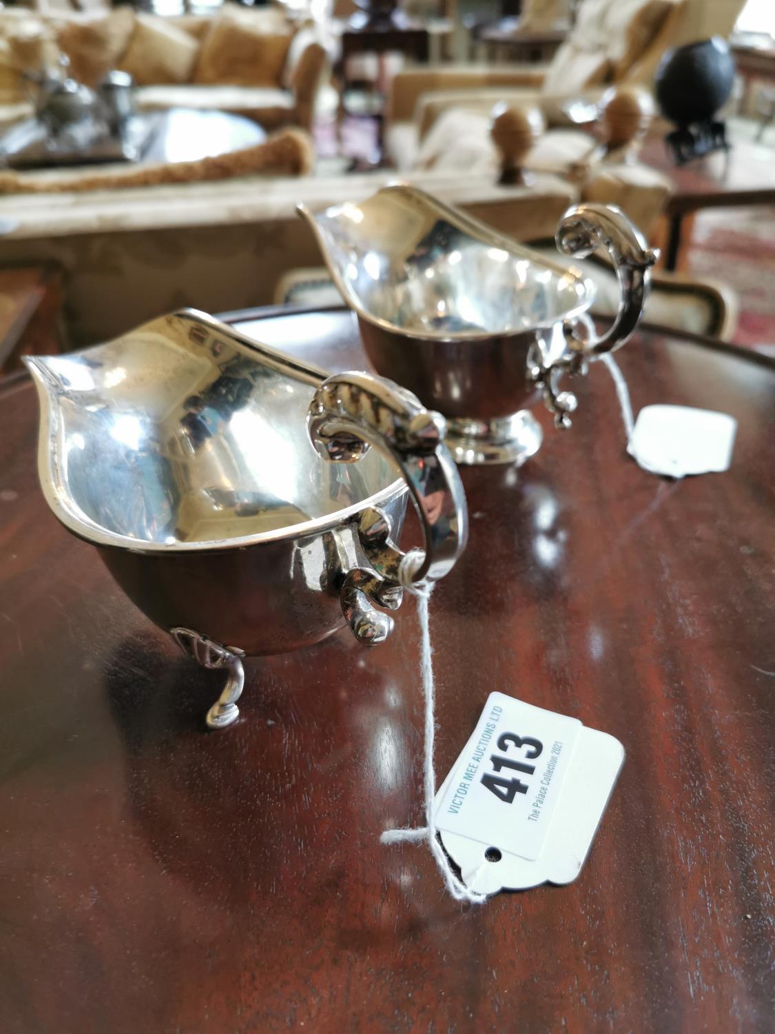 Pair of English silver sauce boats - Image 2 of 2