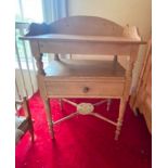 Late 19th. C. pine wash stand