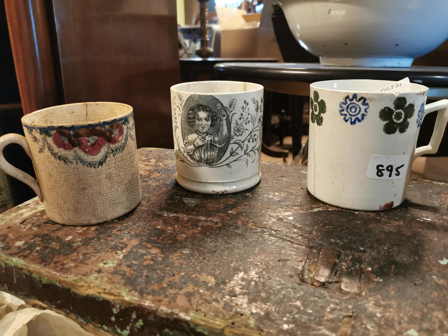 Six 19th C. transfer and spongeware mugs. - Bild 3 aus 3