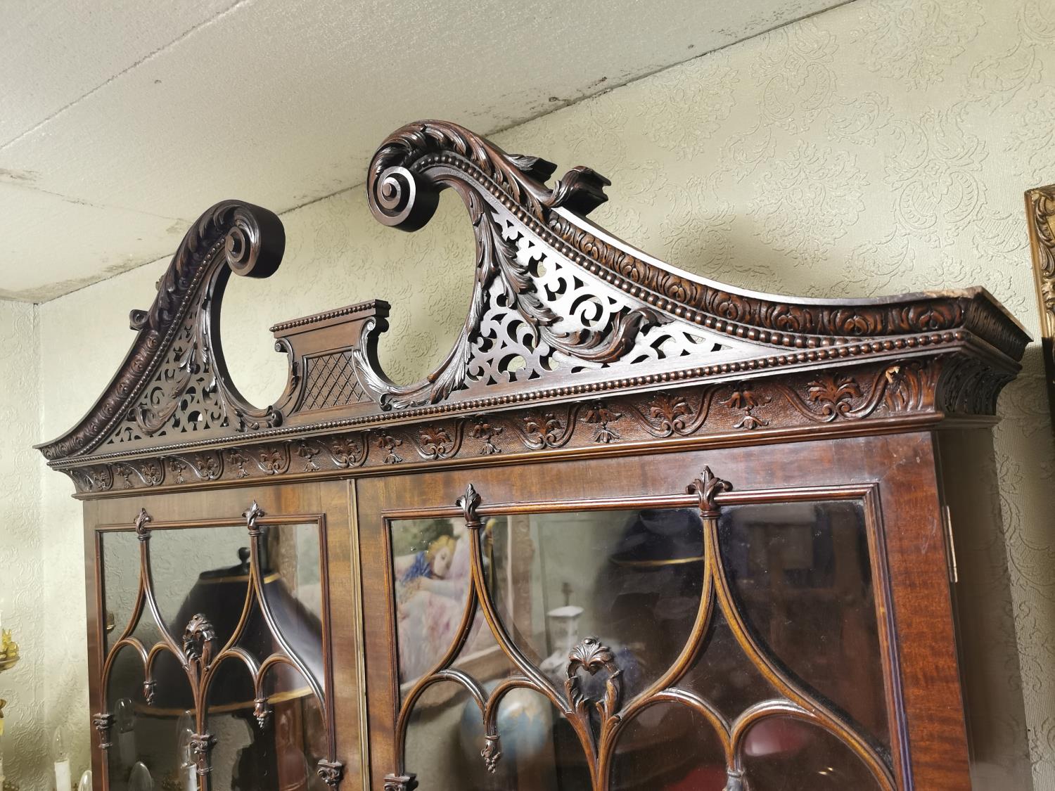 Edwardian mahogany two door display cabinet. - Image 2 of 5