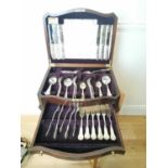 Vinners Kingcourt silverplated cutlery set.