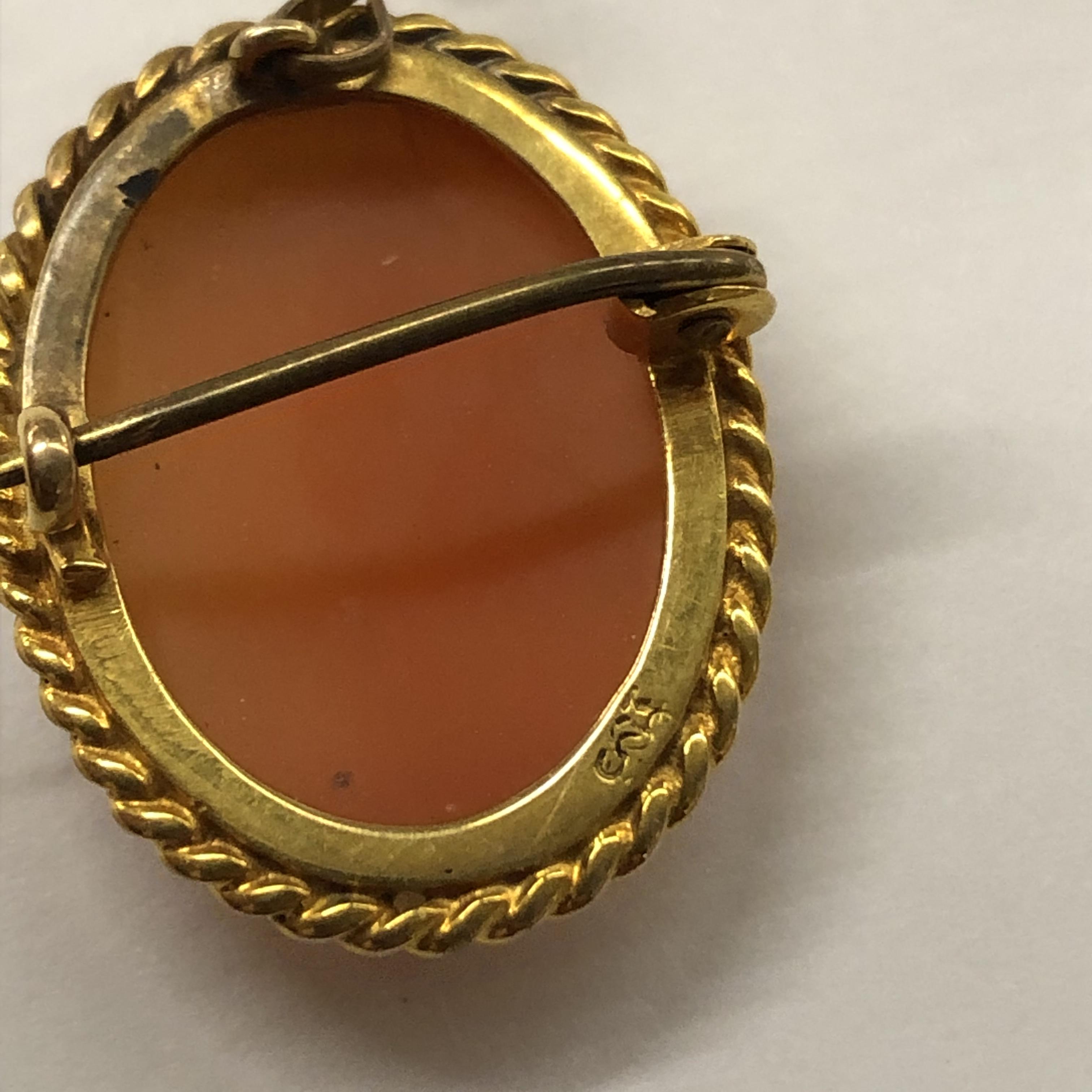 TWO 9CT GOLD CAMEO BROOCHES 12. - Image 4 of 4