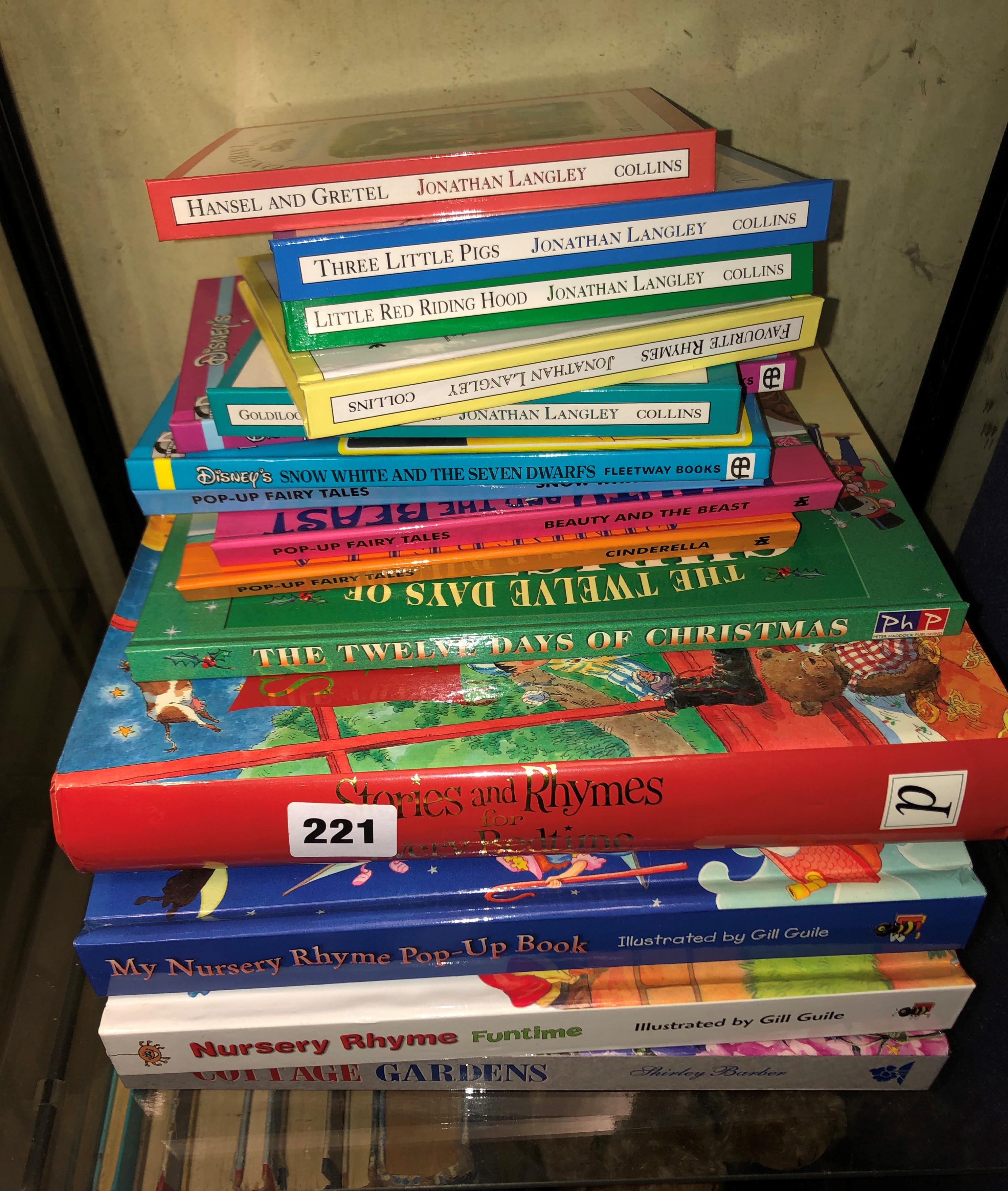SELECTION OF MAINLY NURSERY RHYMES AND CHILDREN'S STORY BOOKS