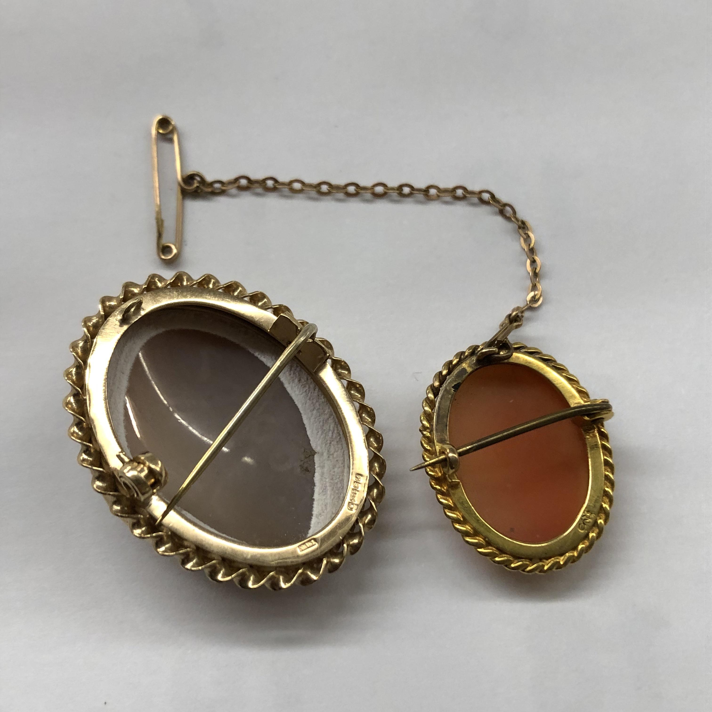 TWO 9CT GOLD CAMEO BROOCHES 12. - Image 2 of 4