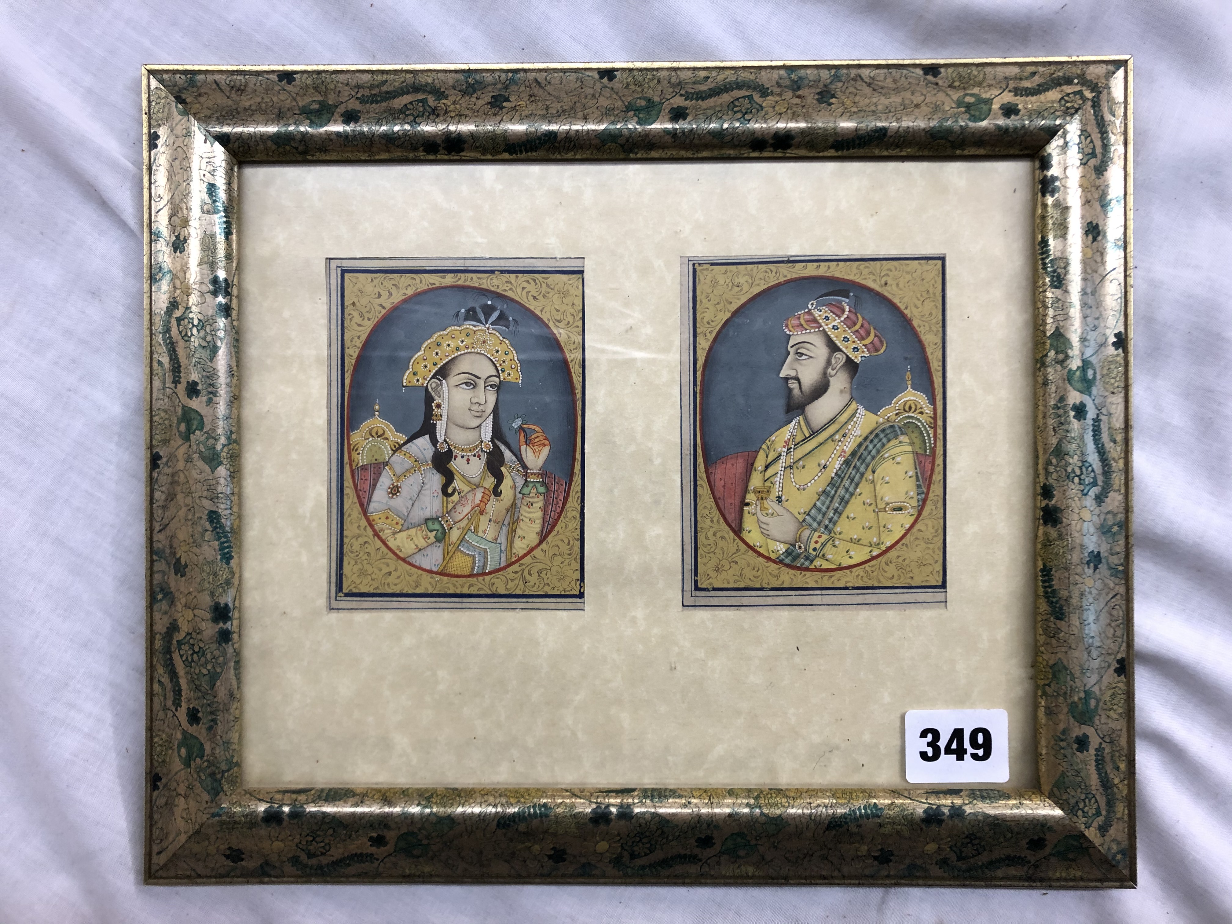 MUGHAL PAINTING OF A PRINCE AND PRINCESS 8CM X 10CM AND A KNEELING MUSICIAN PLAYING AN ESRAJ 16CM X - Image 3 of 5