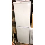 HOTPOINT ICE DIAMOND FRIDGE FREEZER