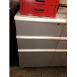 METAL THREE DRAWER CHEST OF DRAWERS 38CM X 52CM X 68CM APPROX