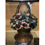 WOODEN FLOWER BASKET DOOR STOP