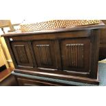 REPRODUCTION LINENFOLD THREE PANEL BLANKET CHEST 107CM W X 46CM D X 51CM H