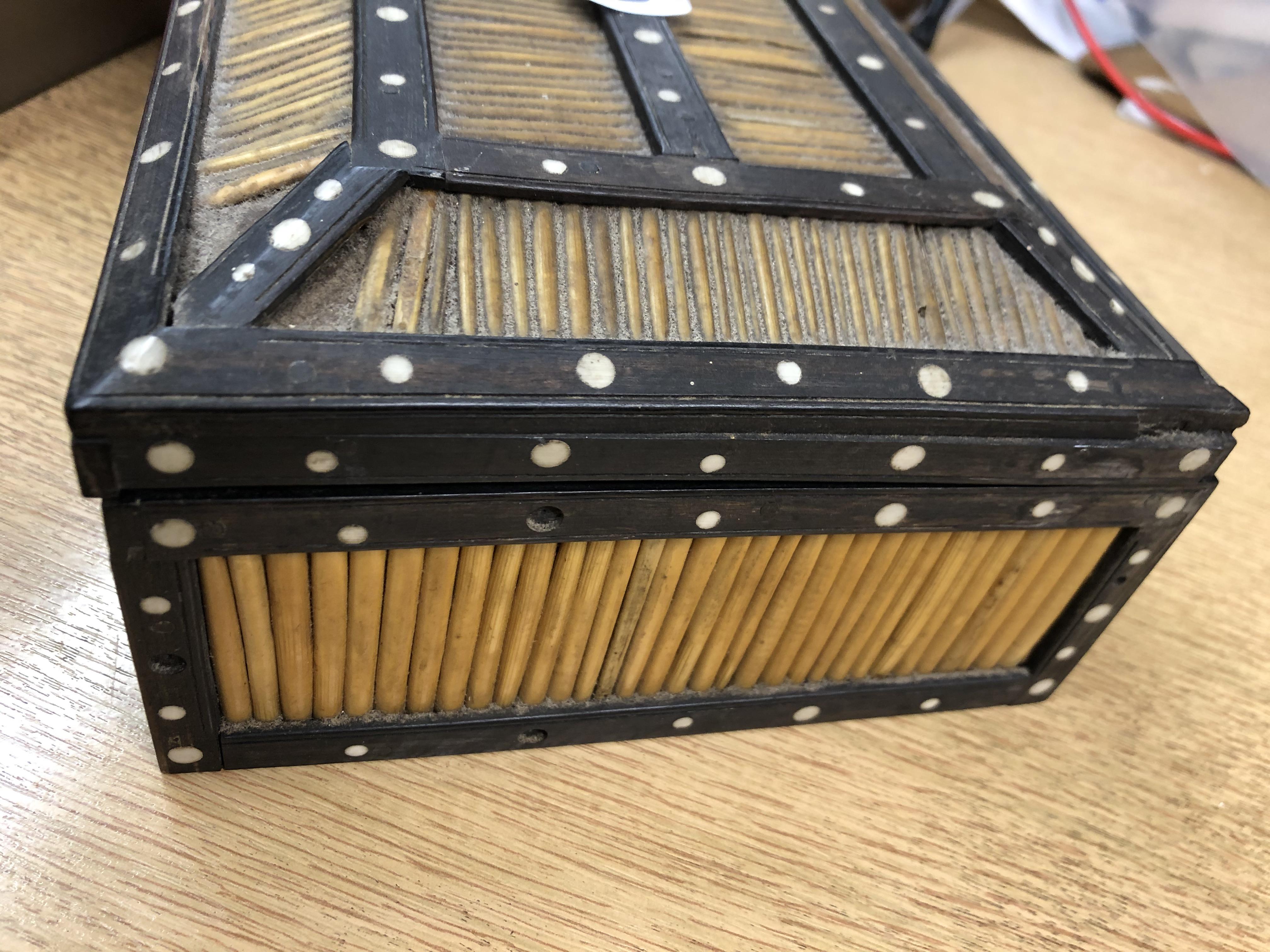 19TH CENTURY EBONY AND QUILL JEWELLERY BOX A/F AND AN AUTO RADIO FINDER SPARE PARTS BOX - Image 4 of 7