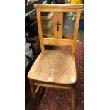 SMALL OAK SIDE TABLE AND A 20TH CENTURY ELM AND BEECH CHURCH HALL CHAIR