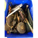 BLUE CRATE OF HAND TOOLS INCLUDING RECORD NO.04.5 PLANE, 102 PLANE, RABONE MEASURES, TENON SAW, ETC.
