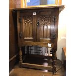 REPRODUCTION OAK GOTHIC TRACERY CARVED DOOR HUTCH CUPBOARD