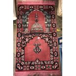 SMALL PINK FRINGE PATTERNED PRAYER RUG