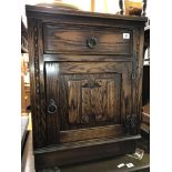 OAK LINENFOLD CARVED DOOR CUPBOARD WITH FITTED DRAWER H 85 W 52 D 50CM APPROX