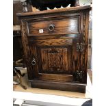 OAK LINENFOLD CARVED DOOR CUPBOARD WITH FITTED DRAWER H 85 W 52 D 50CM APPROX