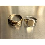 9CT GOLD CROSSOVER RING SIZE W 3.