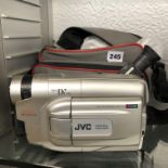 JVC GRDVF10E DIGITAL VIDEO CAMERA IN TRAVEL BAG