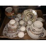 ROYAL ALBERT TEA SERVICE, ROYAL ALBERT QUEEN MESSENGER PART TEA SERVICE,