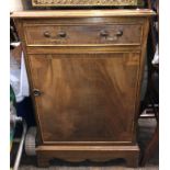 MAHOGANY CROSSBANDED CUPBOARD FITTED WITH A SINGLE DRAWER