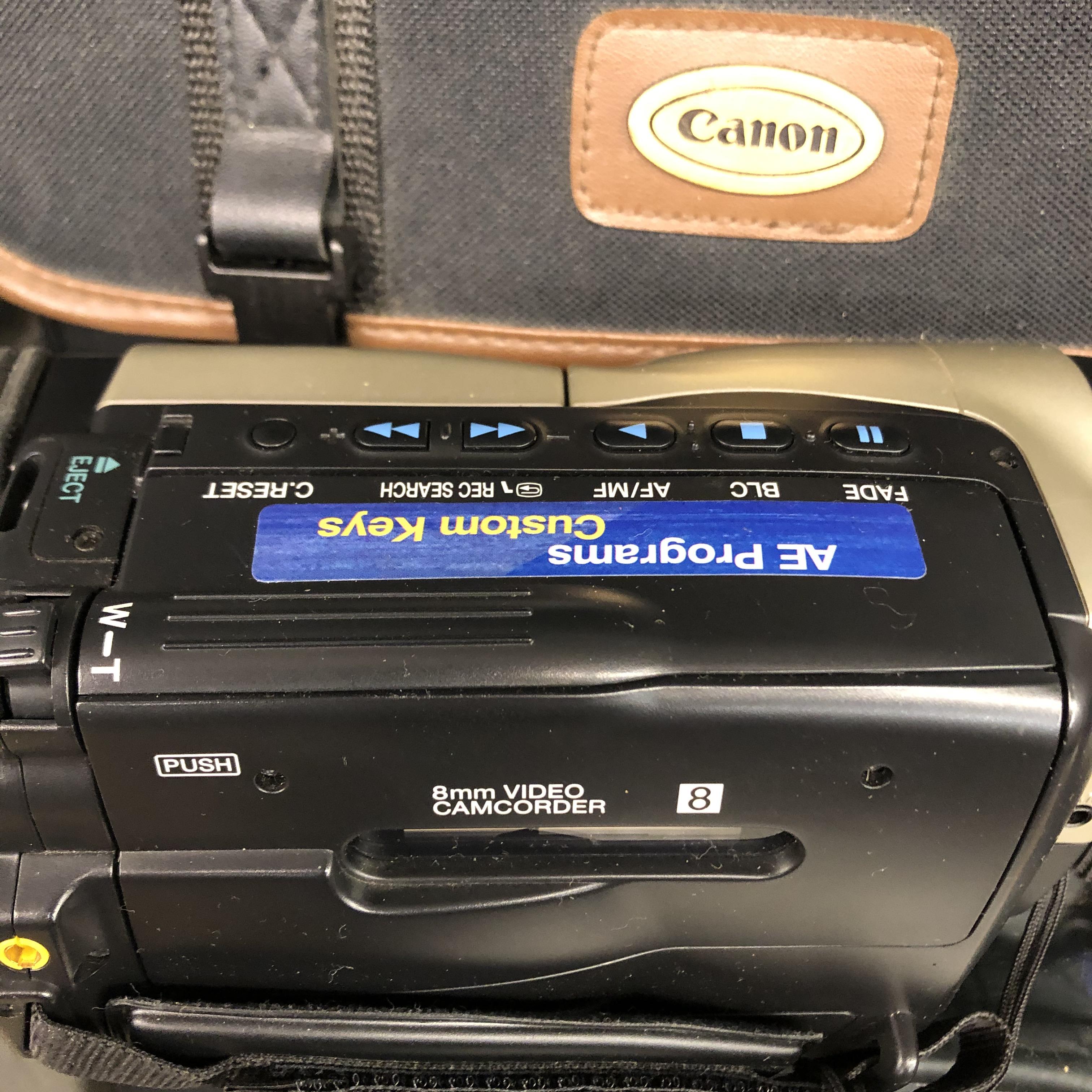 CANON 8MM VIDEO CAMCORDER IN TRAVEL BAG - Image 4 of 7