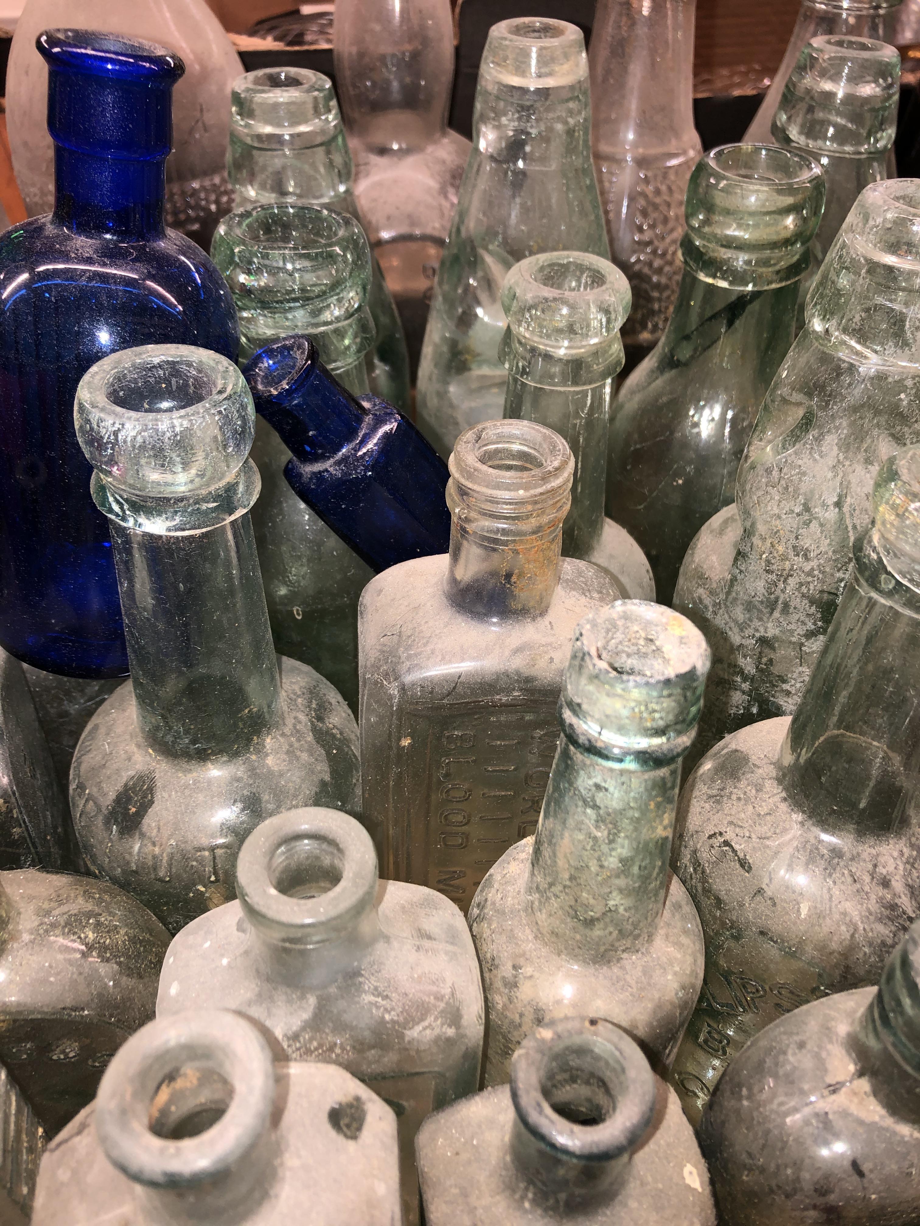 VINTAGE BLUE AND COLOURED GLASS BOTTLES AND ADVERTISING BOTTLES - Image 4 of 7