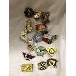 SELECTION OF VINTAGE SPEEDWAY ENAMEL LAPEL BADGES INCLUDING COVENTRY BEES, EXETER,