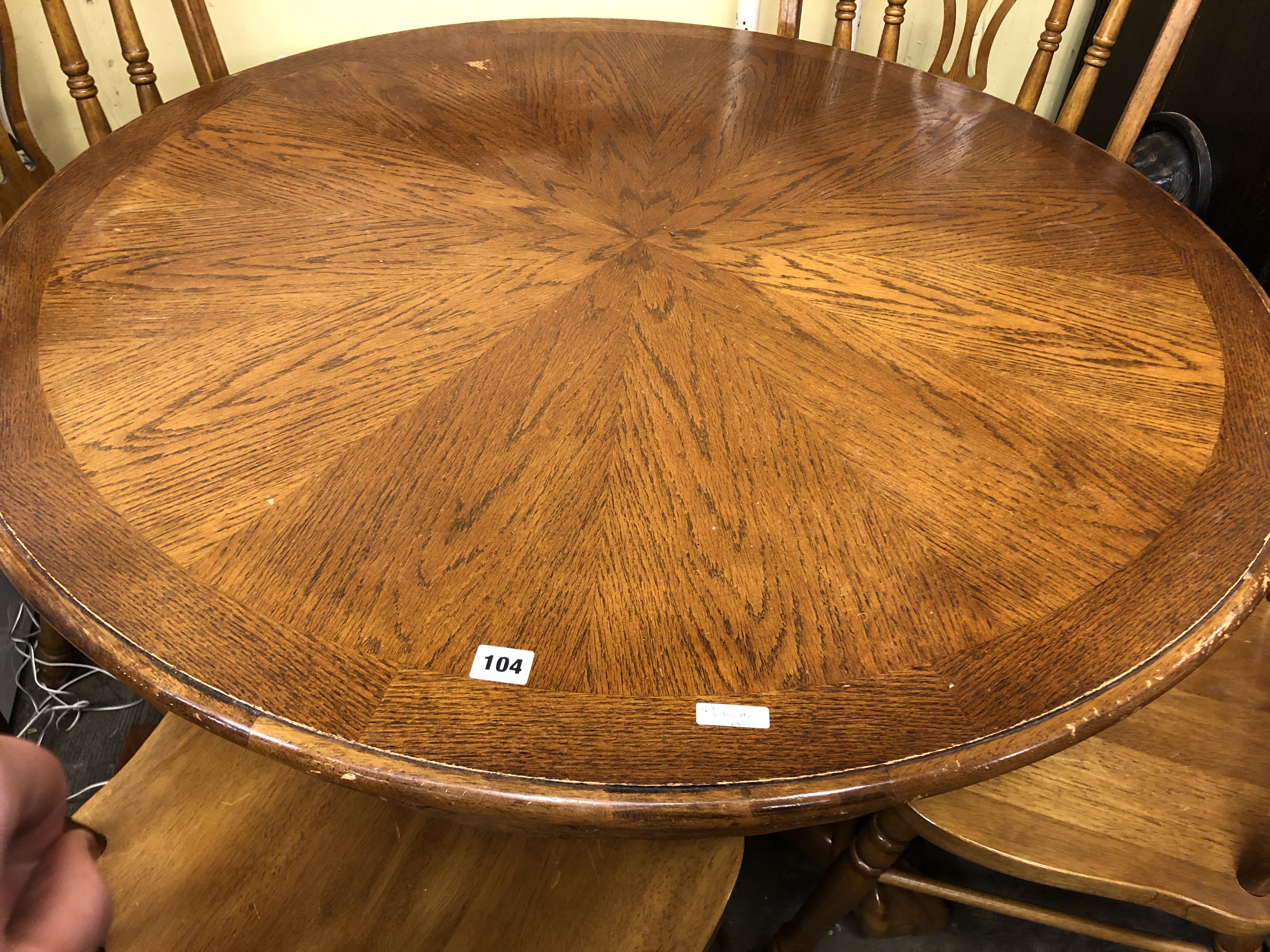 OAK CIRCULAR PEDESTAL FARMHOUSE DINING TABLE AND FOUR PIERCED FIDDLEBACK CHAIRS - Image 2 of 6