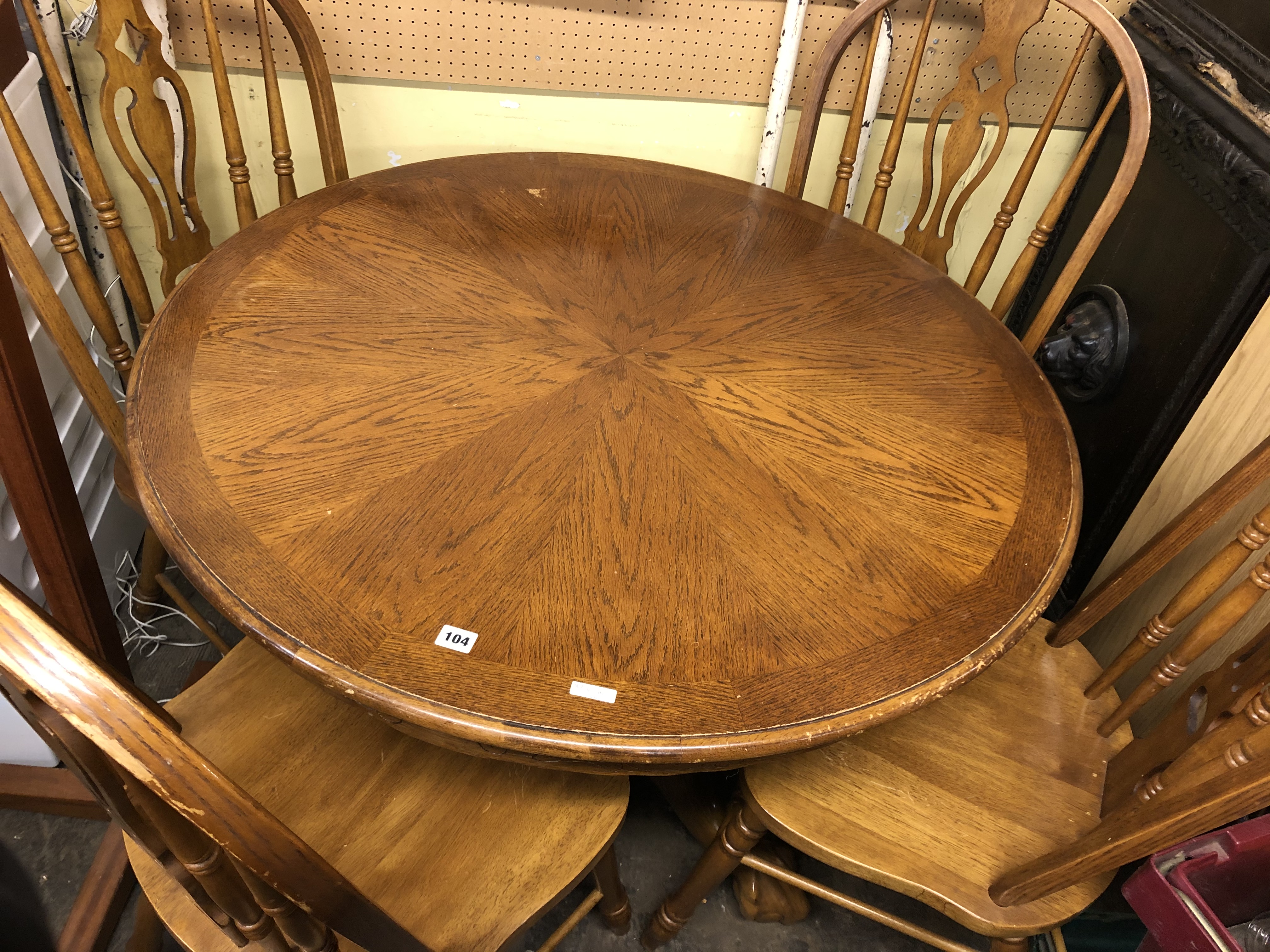 OAK CIRCULAR PEDESTAL FARMHOUSE DINING TABLE AND FOUR PIERCED FIDDLEBACK CHAIRS