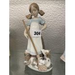 LLADRO FIGURE GROUP GIRL WITH BROOM AND PLAYFUL KITTENS 5232