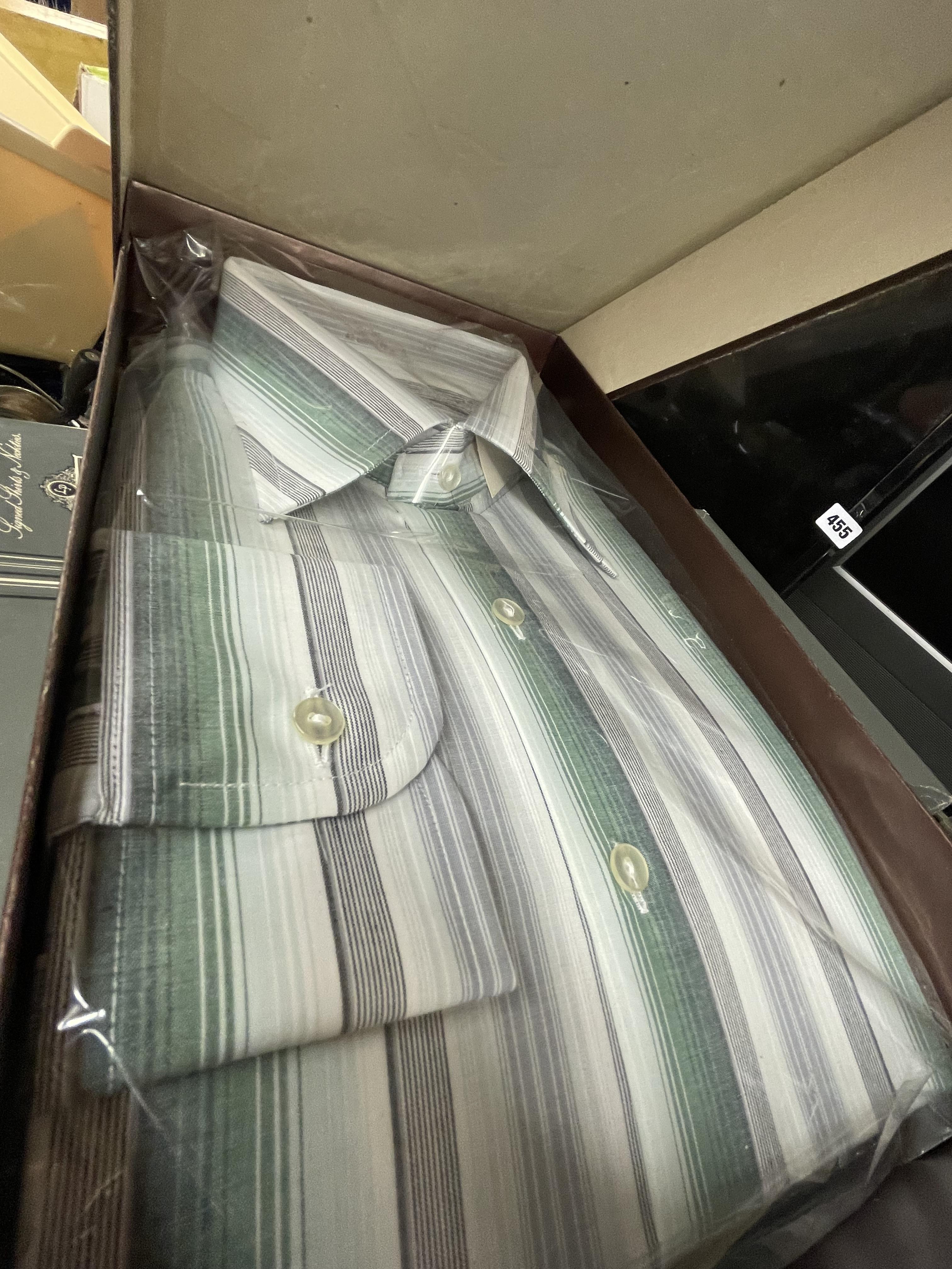 SELECTION OF GENTS DRESS SHIRTS AS NEW, (size 15.5 and 16. - Image 3 of 5