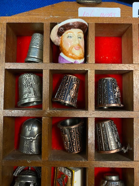 SELECTION OF CERAMIC AND PEWTER THIMBLES - Image 2 of 7