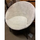 WHITE PAINTED ROUND RATTAN LOUNGE CHAIR