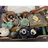 CARTON CONTAINING ASSORTED CHINA, LIMOGES BOWLS AND JUGS, 1960S MANTEL CLOCK, BAROMETER, ETC.