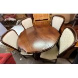 EXTENDING MAHOGANY PEDESTAL BASE DINING TABLE WITH FOUR CHAIRS