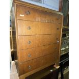 FIVE DRAWER OAK SET OF DRAWERS