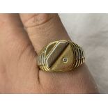 BOXED 18CT GOLD DIAMOND CHIP SIGNET RING SIZE Y/Z 10.