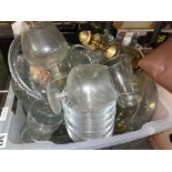 BOX CONTAINING GLASSWARE,