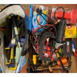 CRATE OF VARIOUS TOOLS - BATTERY CHARGER, ANGLE GRINDER, SAWS, CROW BAR, DECORATING TOOLS,
