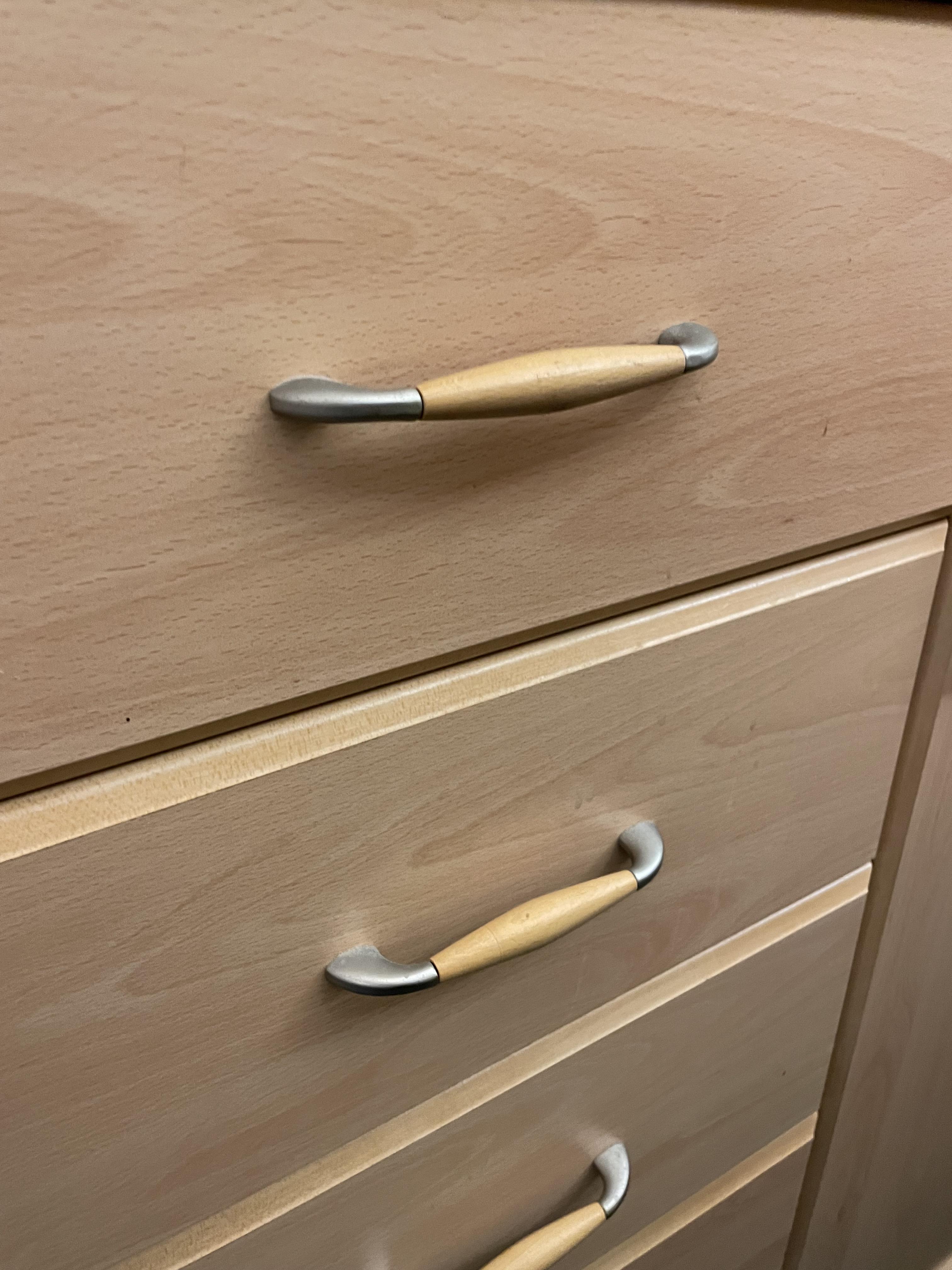 BEECH MOBILE COMBINATION CUPBOARD AND DRAWERS - Image 3 of 3