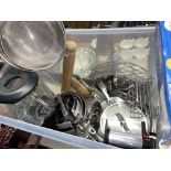 SELECTION OF GOOD STAINLESS STEEL SAUCEPANS AND A BLENDER