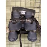 LR VISION 1400 X 18 BINOCULARS IN NYLON CARRY CASE