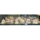 SHELF OF LILLIPUT LANE MODEL COTTAGES