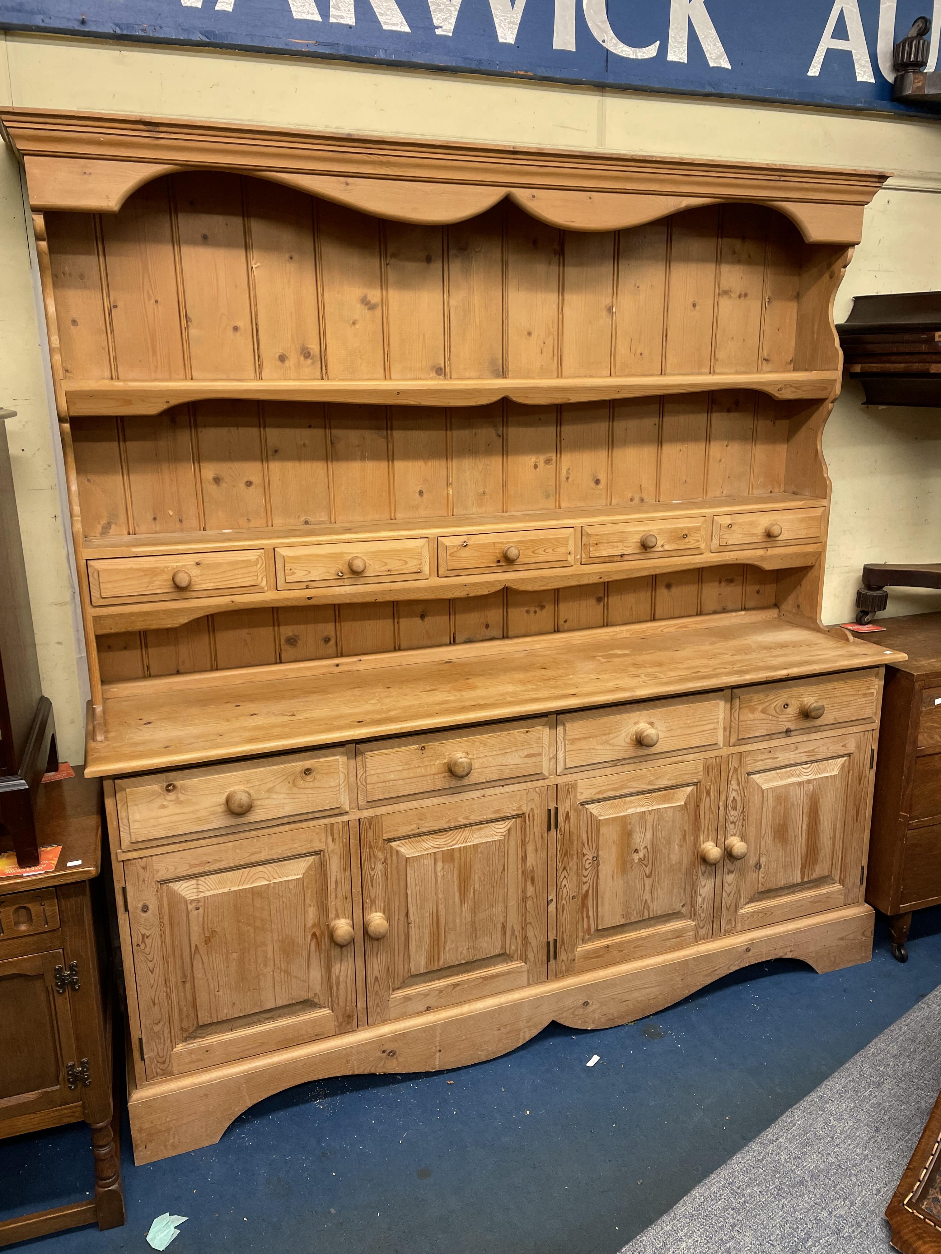 GOOD QUALITY PINE FARMHOUSE STYLE DRESSER WITH ENCLOSED RACK FITTED WITH DRAWERS - Image 2 of 6