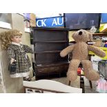 LEONARDO DOLL, TEDDY BEAR IN CHAIR,