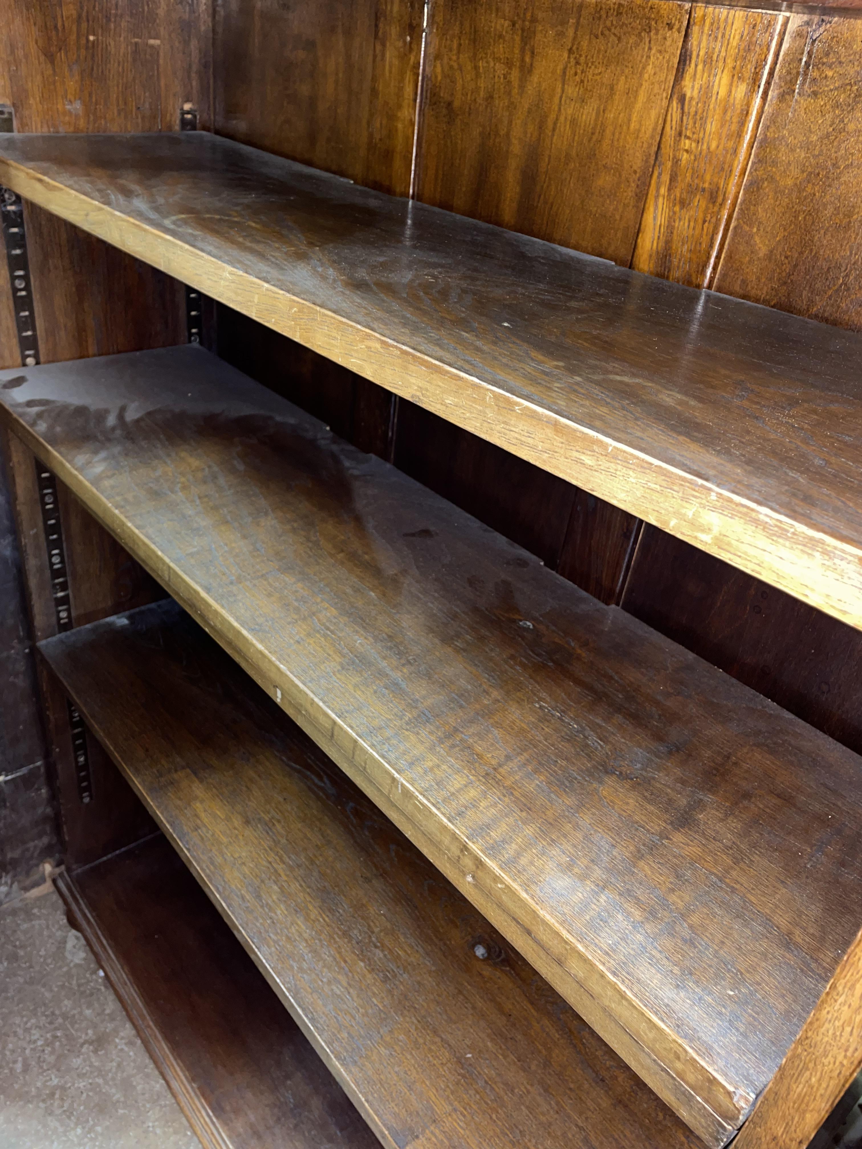 OAK OPEN BOOKCASE WITH LEDGE BACK - Image 3 of 4