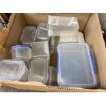 BOX OF PLASTIC TUPPERWARE IN VARIOUS SIZES