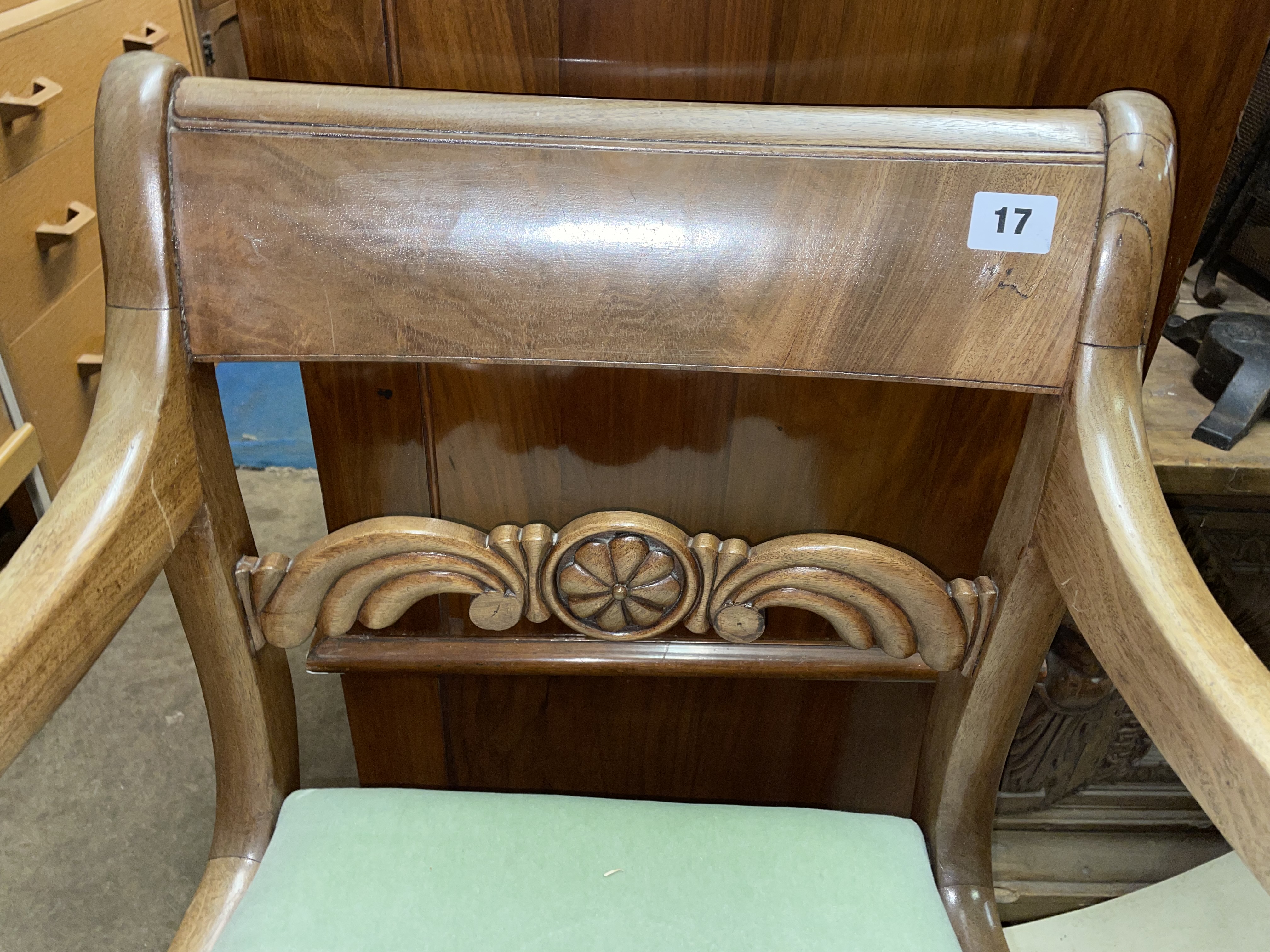 REGENCY MAHOGANY BAR BACK ELBOW CHAIR - Image 2 of 4