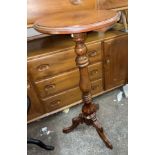 VICTORIAN STYLE TURN COLUMN TRIPOD STAND HEIGHT 96CM APPROX